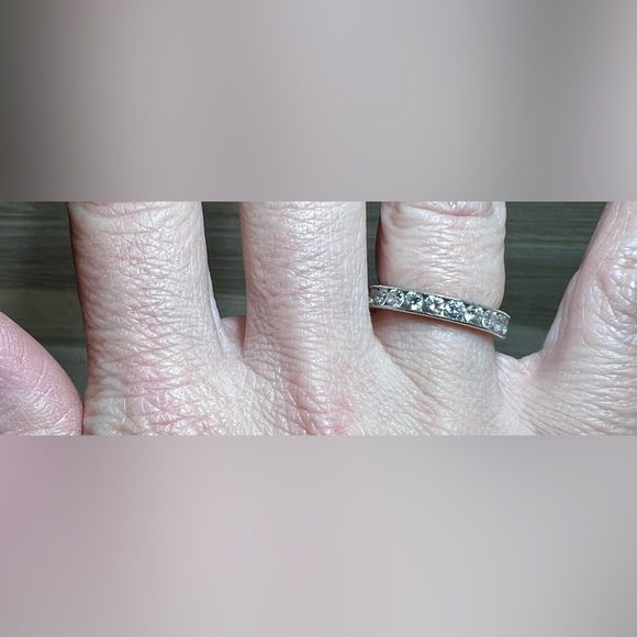 Designer Hidalgo Sterling Silver Cubic Zirconia Eternity Ring, Size 6 - Picture 6 of 8